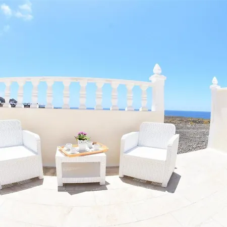 Vakantiehuis Ferienhaus Fur 8 Personen Ca 250 M In Tinajo, Lanzarote Binnenland Von Lanzarote *